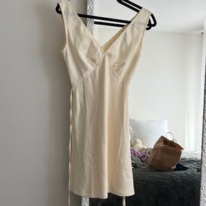 Pepermayo satin white dress